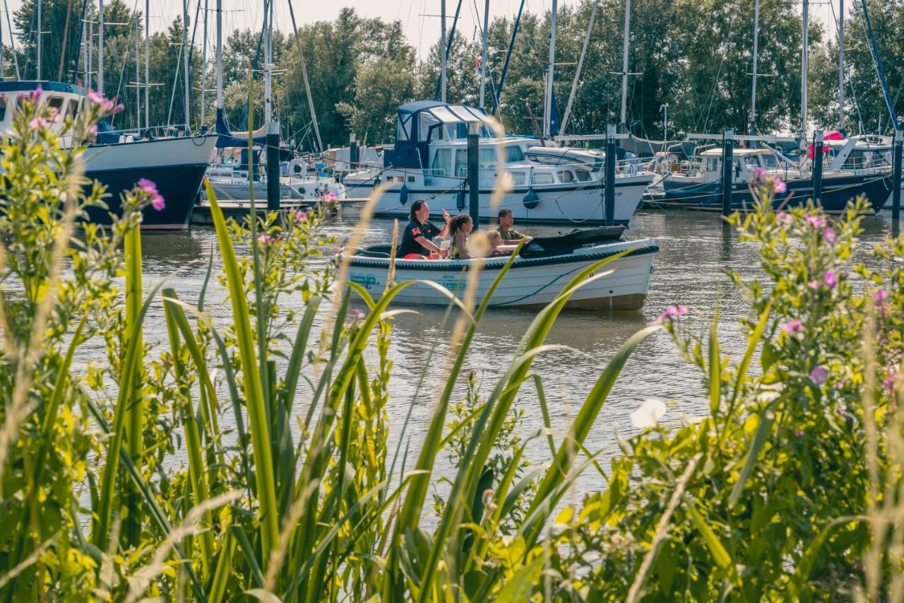 Europarcs De Biesbosch Ξενοδοχείο Willemsdorp Εξωτερικό φωτογραφία